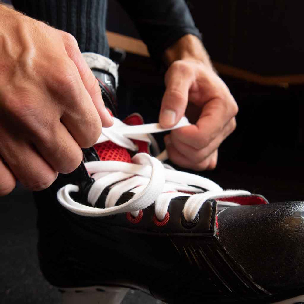 Zebrasclub white waxed hockey referee laces 2.0 on skate