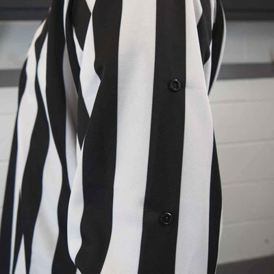 Snaps on sleeves on the ZL1 hockey referee jersey