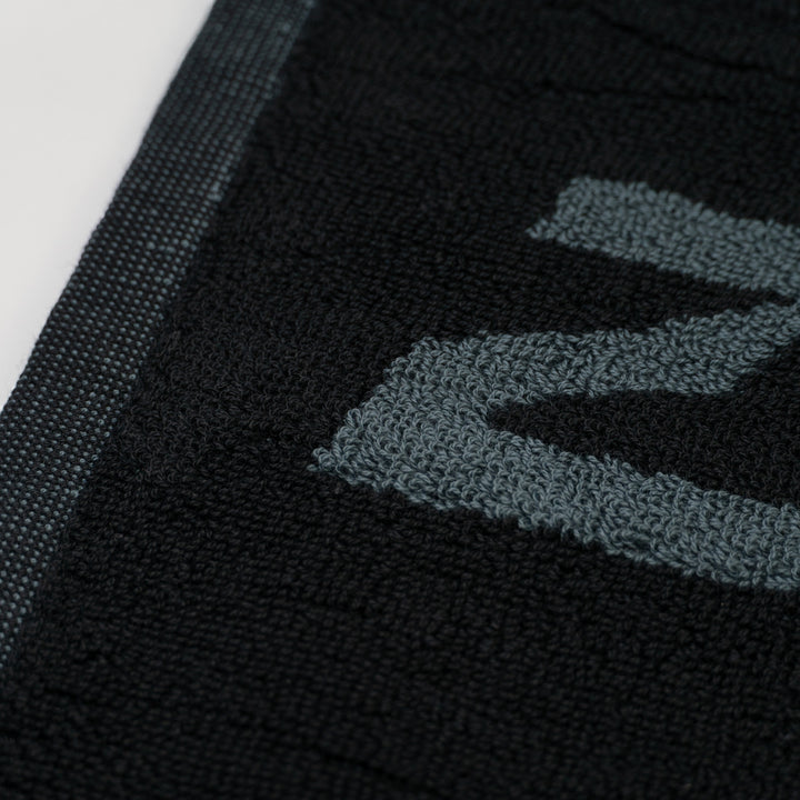 Zebrasclub skate towel close view